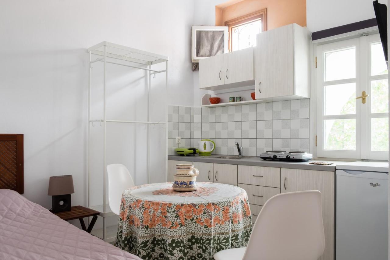 Cozy & Peaceful Apartment In Chalki Khalkion Экстерьер фото